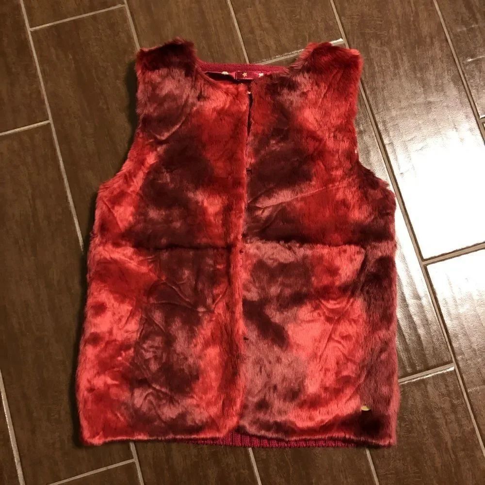 Tommy Hilfiger girls large red berry fur vest